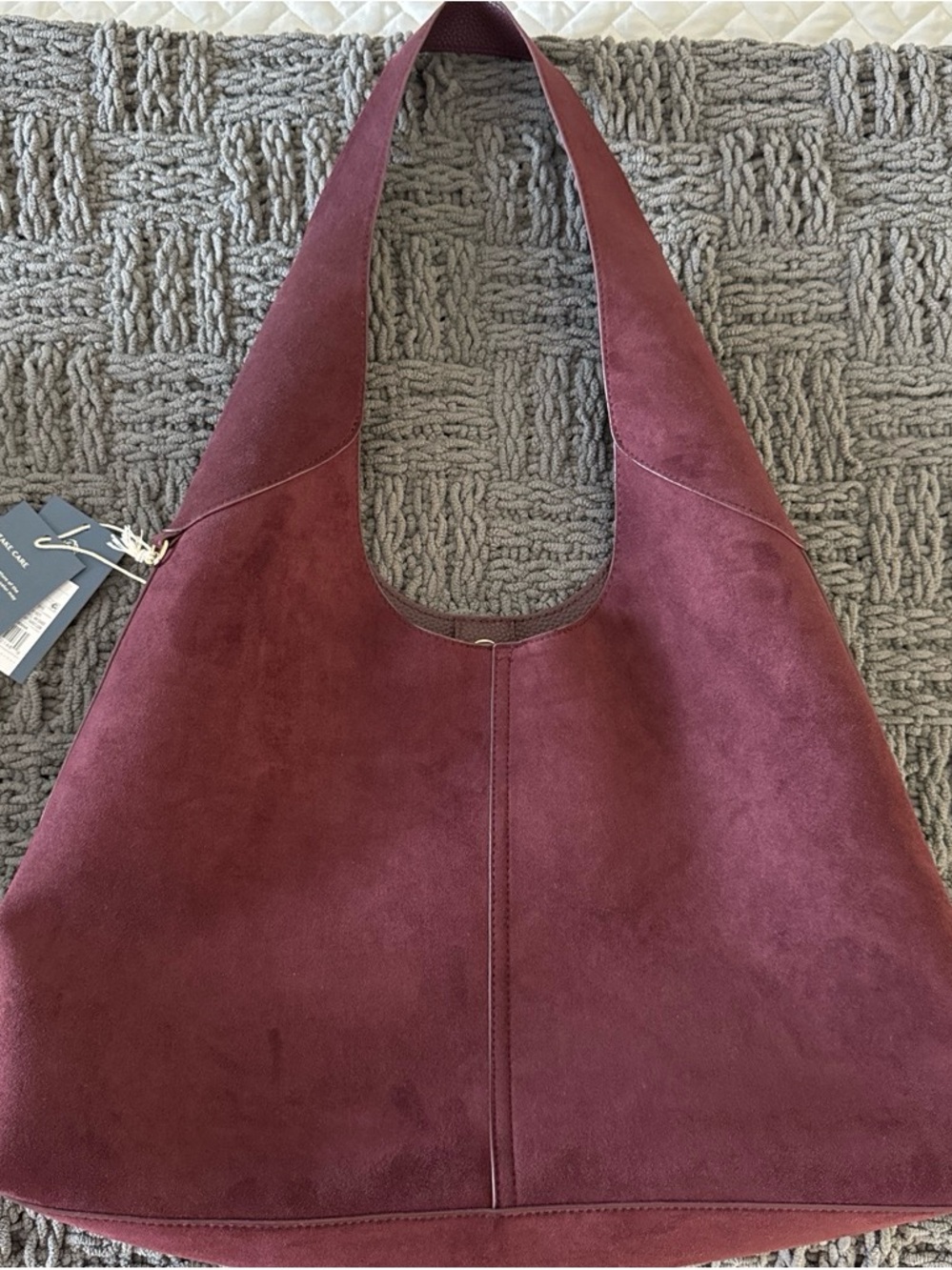 Universal Thread NEW Suede Hobo Shoulder Bag in Deep Burgundy